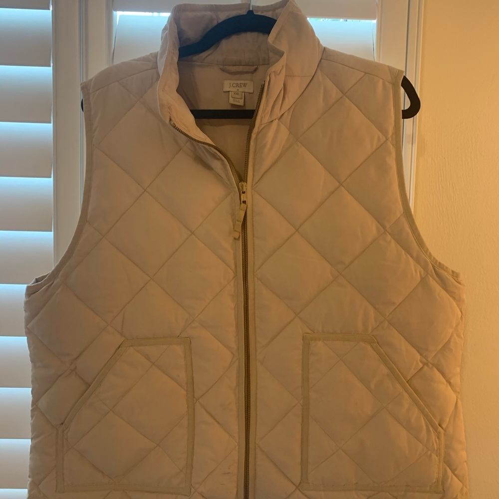 Jcrew women’s XXL white quilted vest